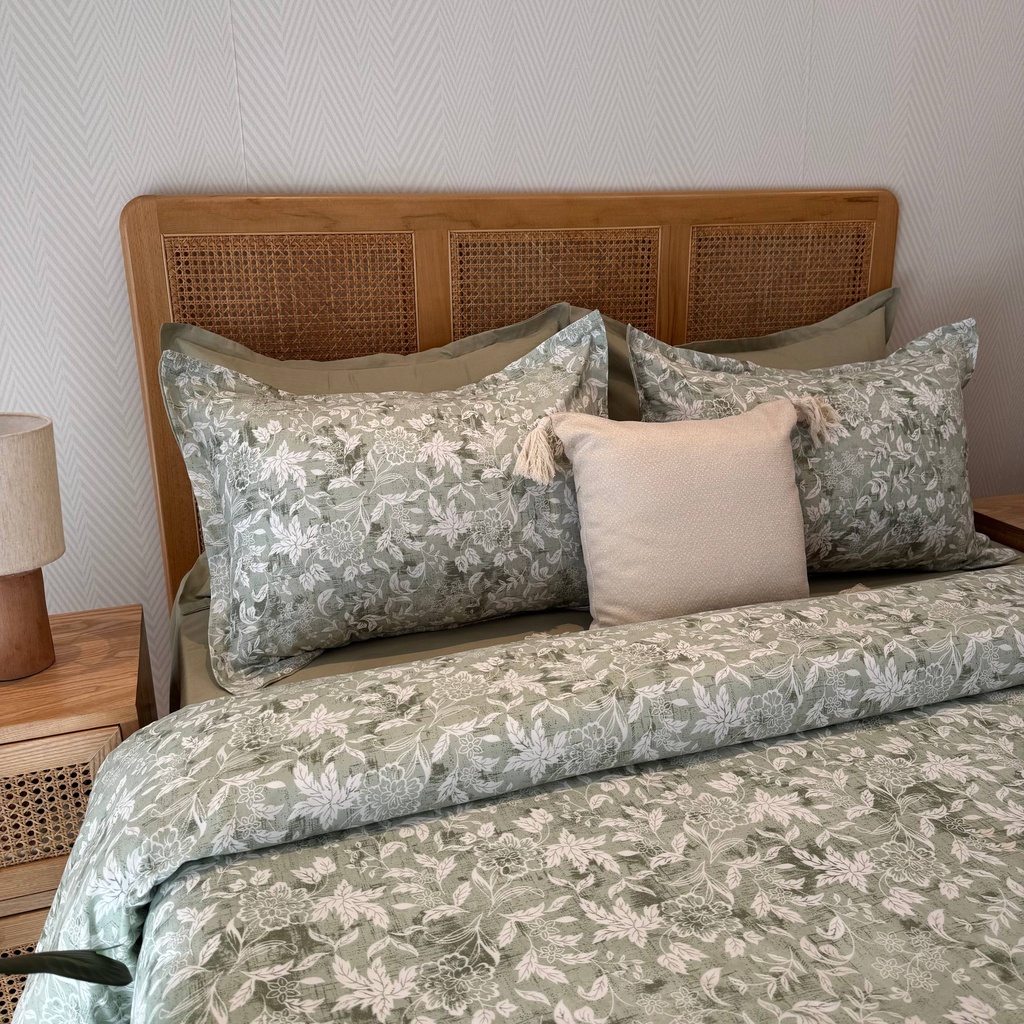 Parure de drap 6 pieces vert sauge fleurie