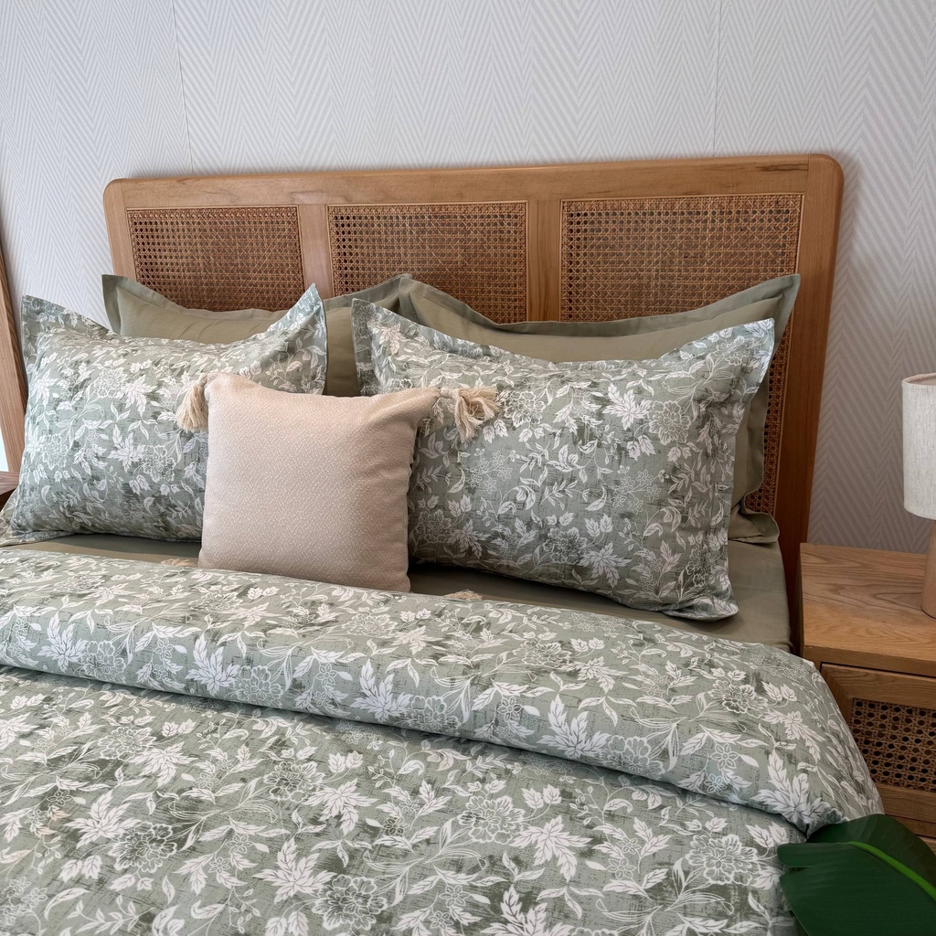 Parure de drap 6 pieces vert sauge fleurie