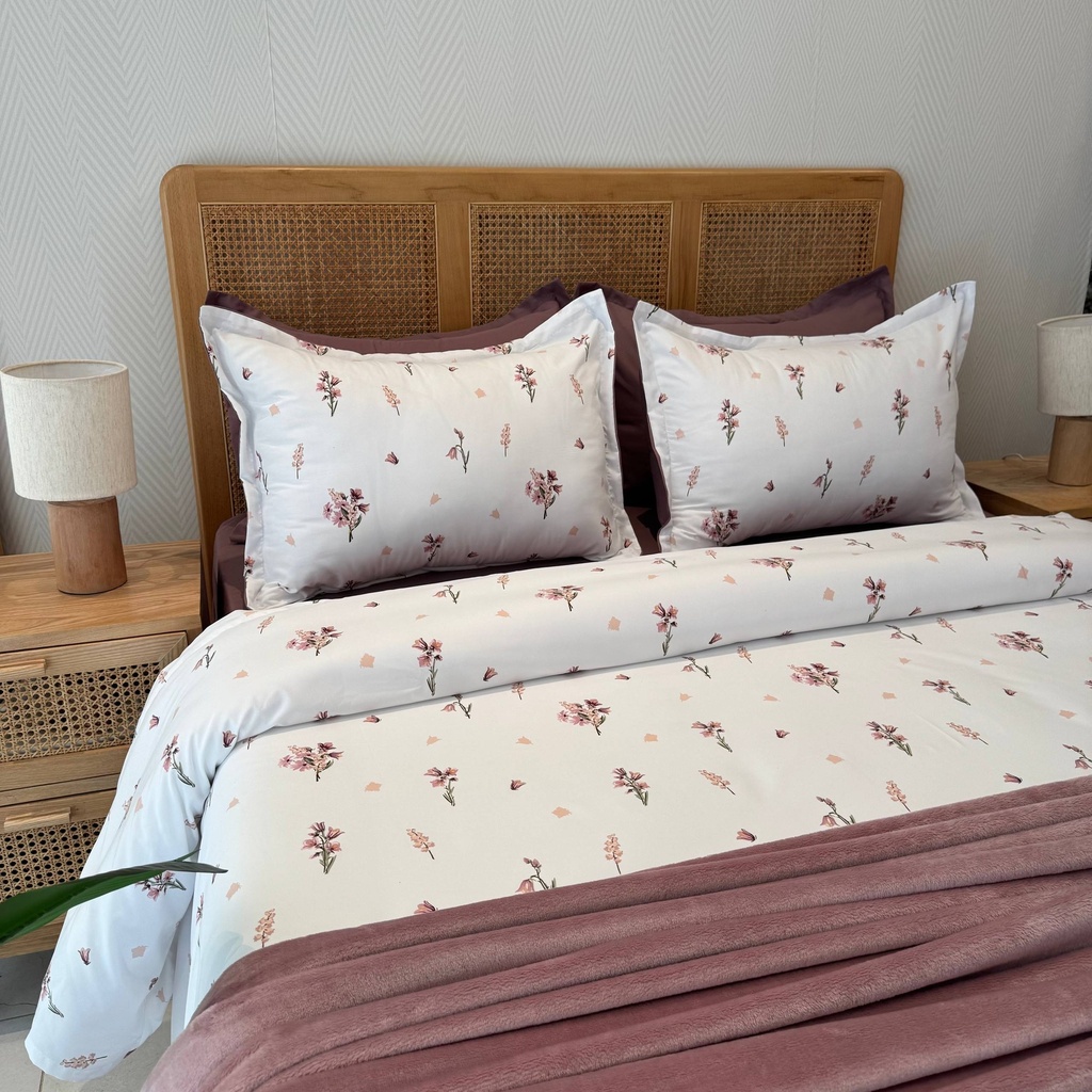 Parure de drap 6 pieces rose fleurie new