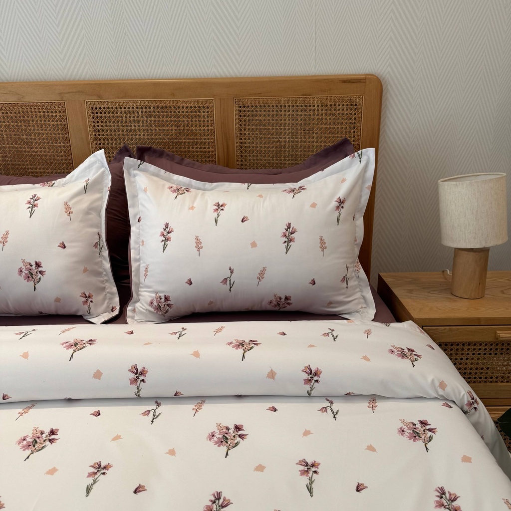 Parure de drap 6 pieces rose fleurie new