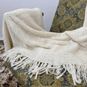 Plaid crochet blanc