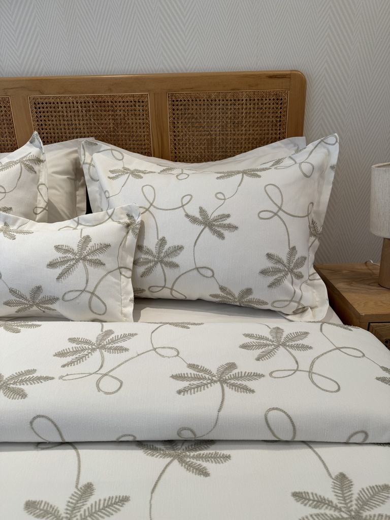 Couvre lit 4 Pieces Fleurs de Lin Beige