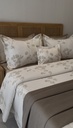 Couvre lit 4 Pieces Fleurs New beige
