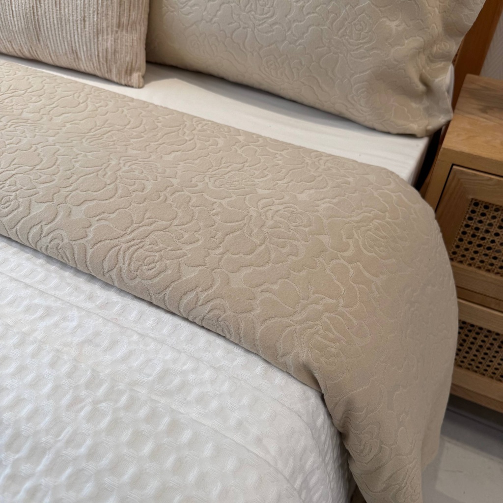 Couvre lit Ceren 4 Pcs Beige