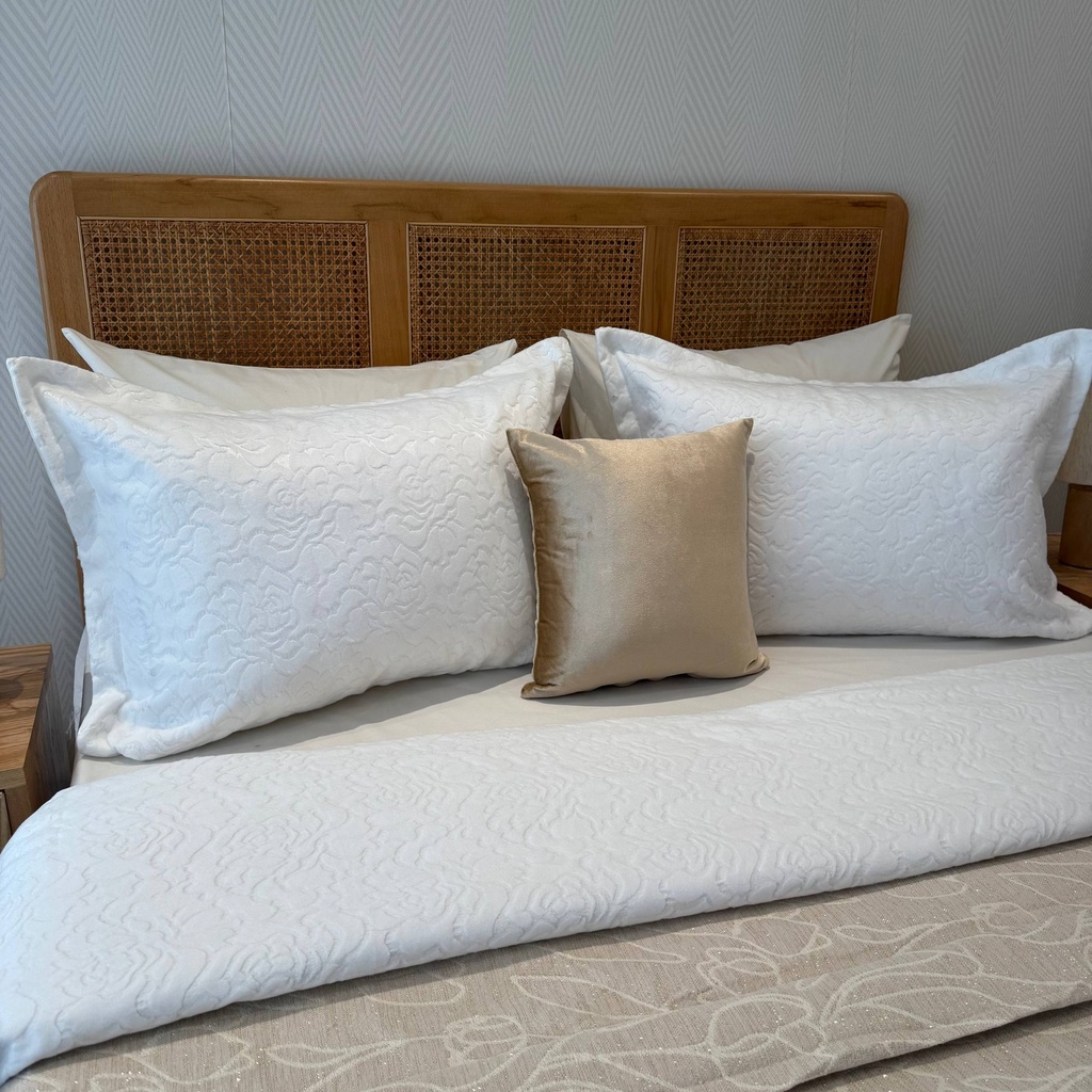Couvre lit Ceren 4 Pcs Blanc