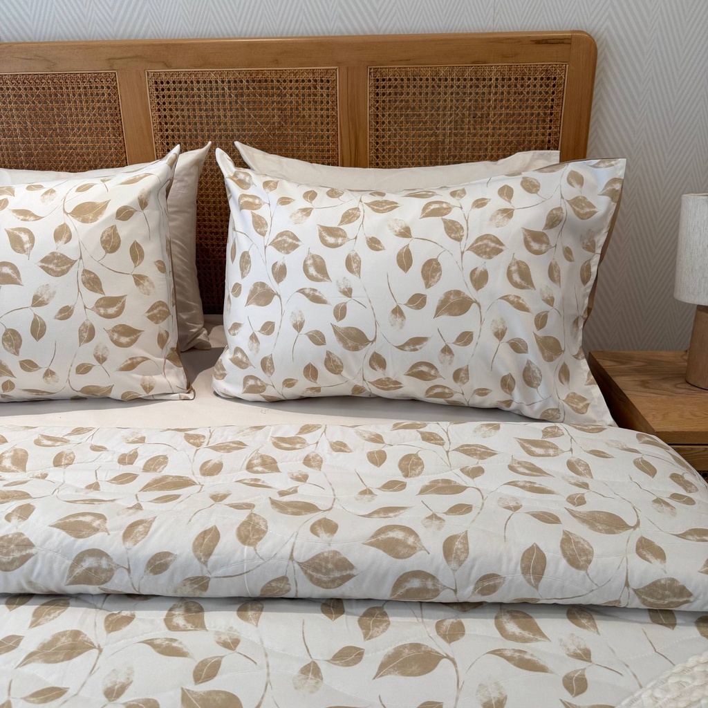 Couvre Lit 6 Pièces – Éclat Floral Blanc
