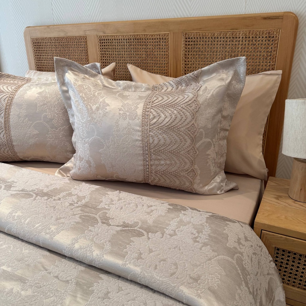 Couvre lit 6 pieces Dentelle beige
