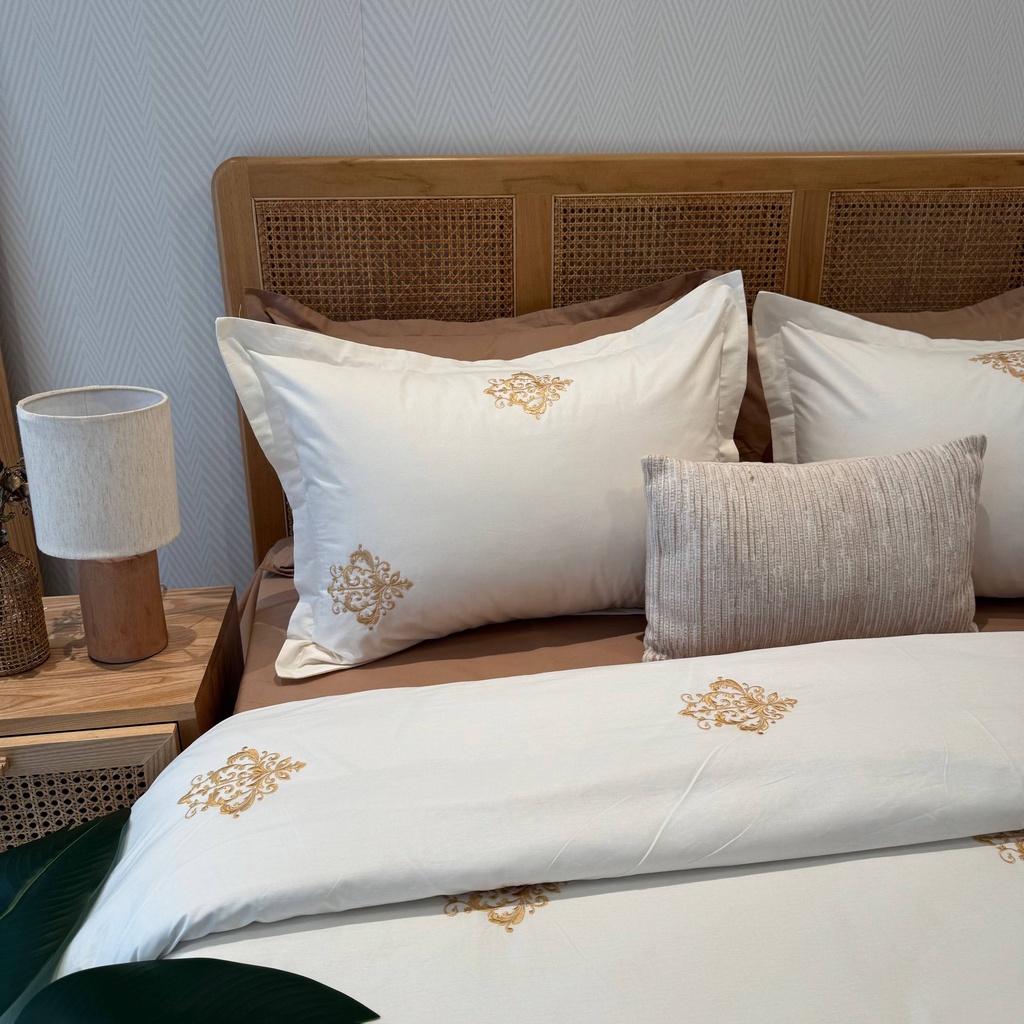 Housse de couette 3 Pieces brode doree