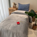Couverture Piere Cardin 1 Place Gris