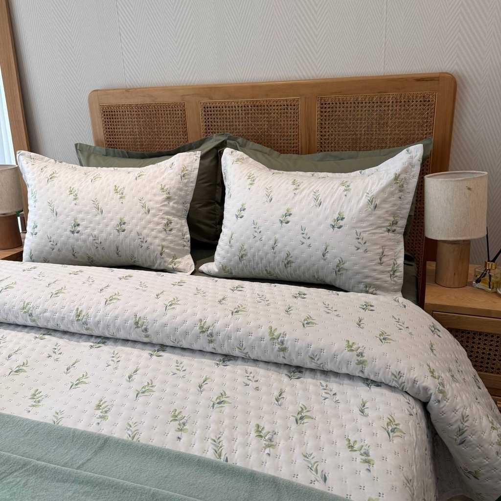 Couvre lit 3 pieces jardin sage