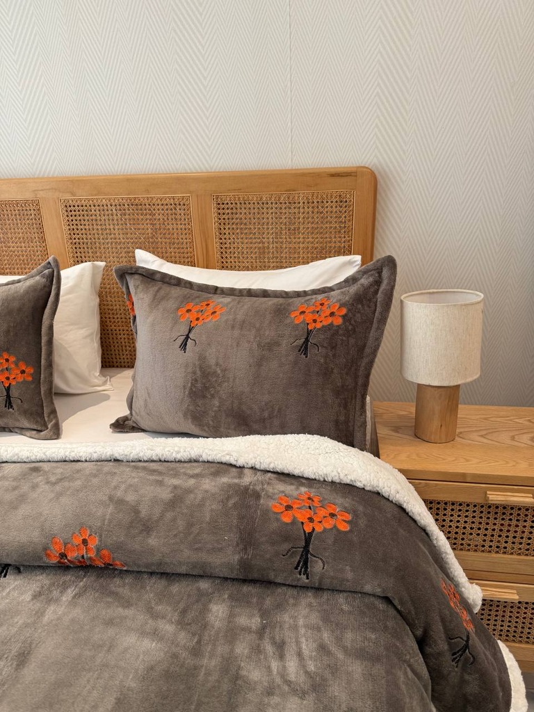 Couverture 3 pieces bouquet marron