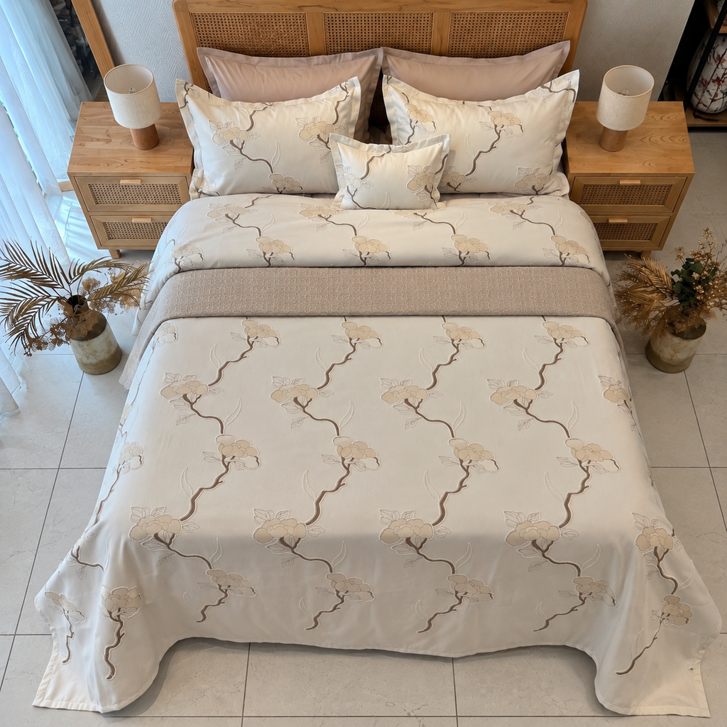 Couvre lit 4 Piece Douce Floraison Beige 