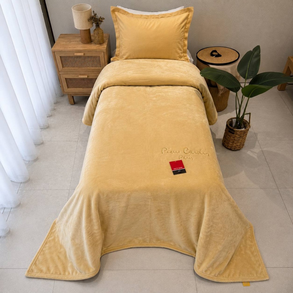 Couverture Piere Cardin 1 place Beige 